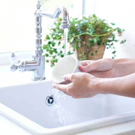 How to meditate while doing dishes?